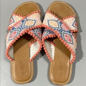 Toms Viv Women’s Size 5.5 Sandals Poms Embroidered Geometric Boho Cruise Beach